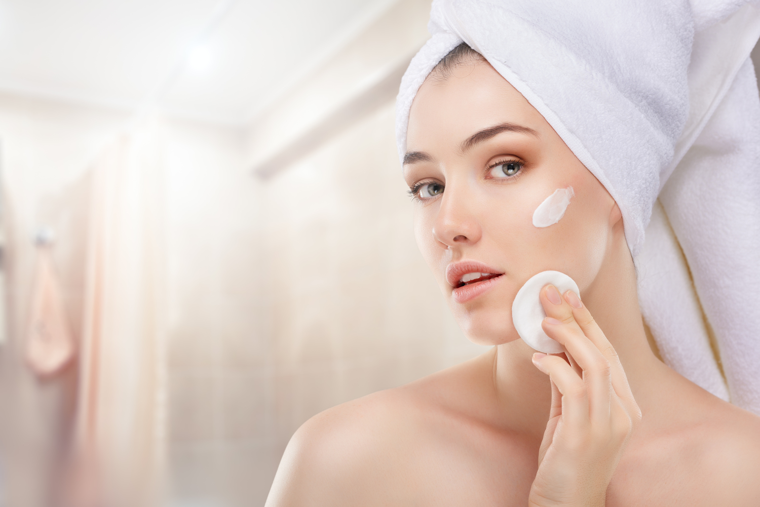 Skincare Tips to Help Manage Rosacea